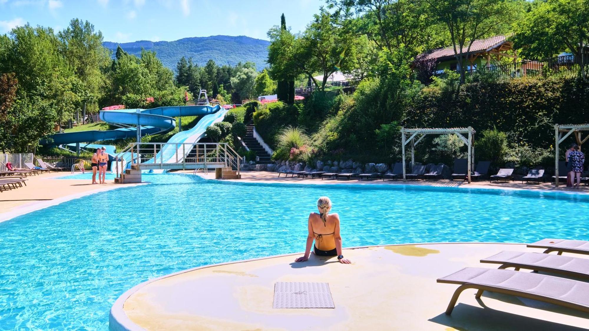 Camping Le Couriou Recoubeau-Jansac Екстериор снимка