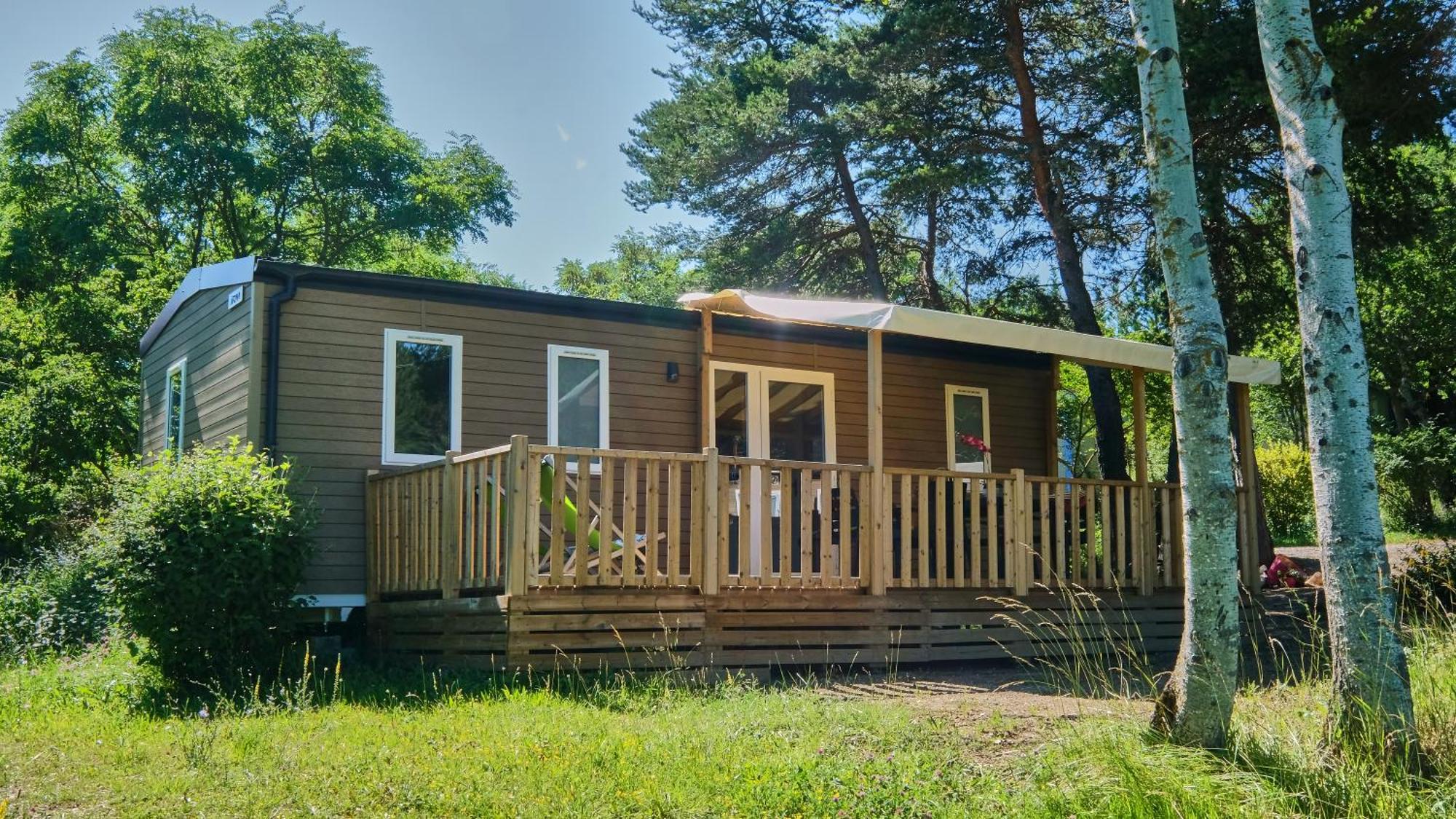 Camping Le Couriou Recoubeau-Jansac Екстериор снимка