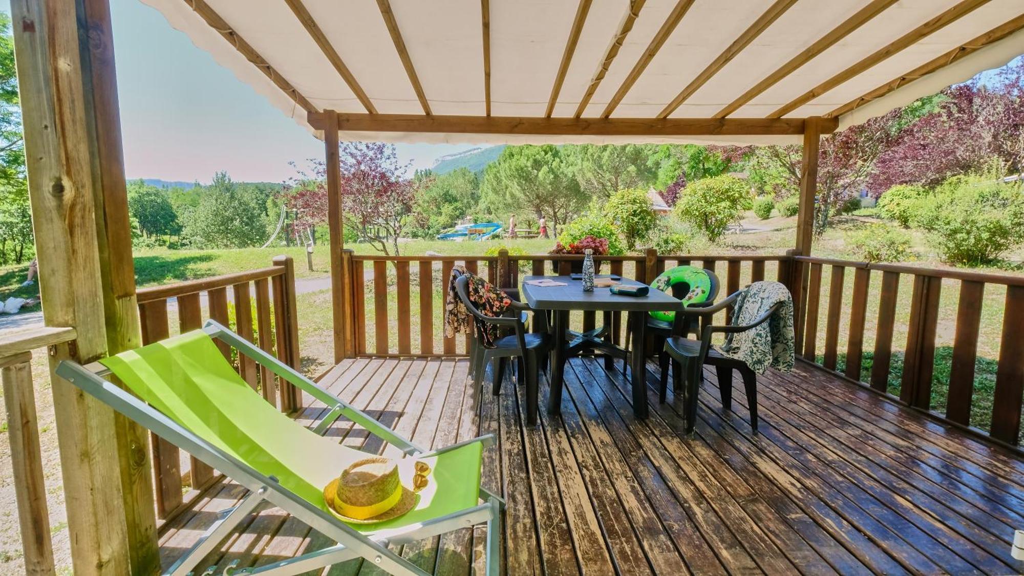Camping Le Couriou Recoubeau-Jansac Екстериор снимка